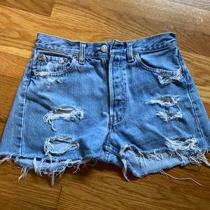 Levi shorts